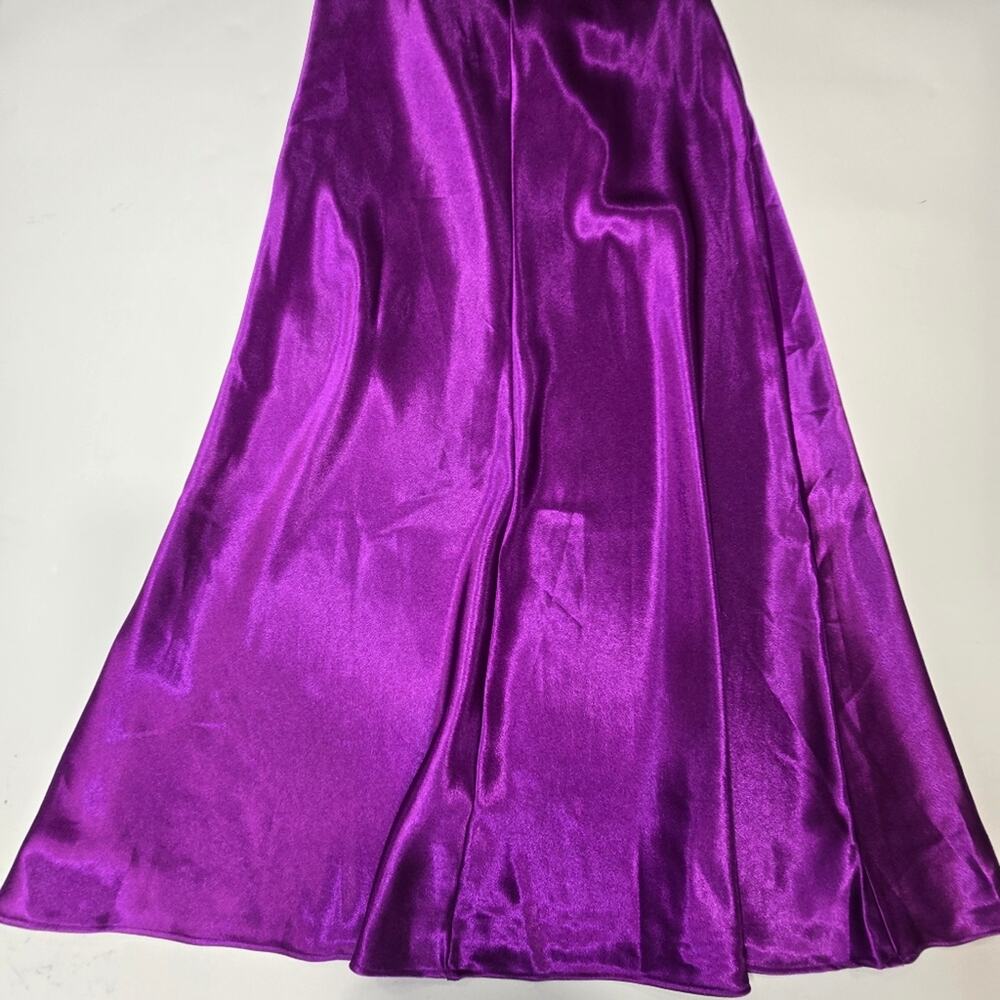 Superdown Lanthea Maxi Dress in Purple - Picture 7 of 13